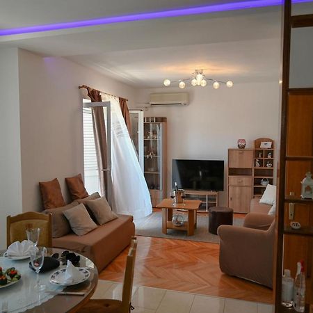 Apartment Damir Trogir Eksteriør billede