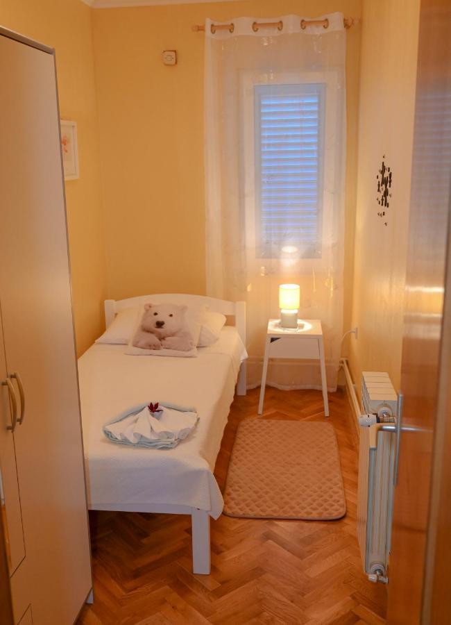 Apartment Damir Trogir Eksteriør billede